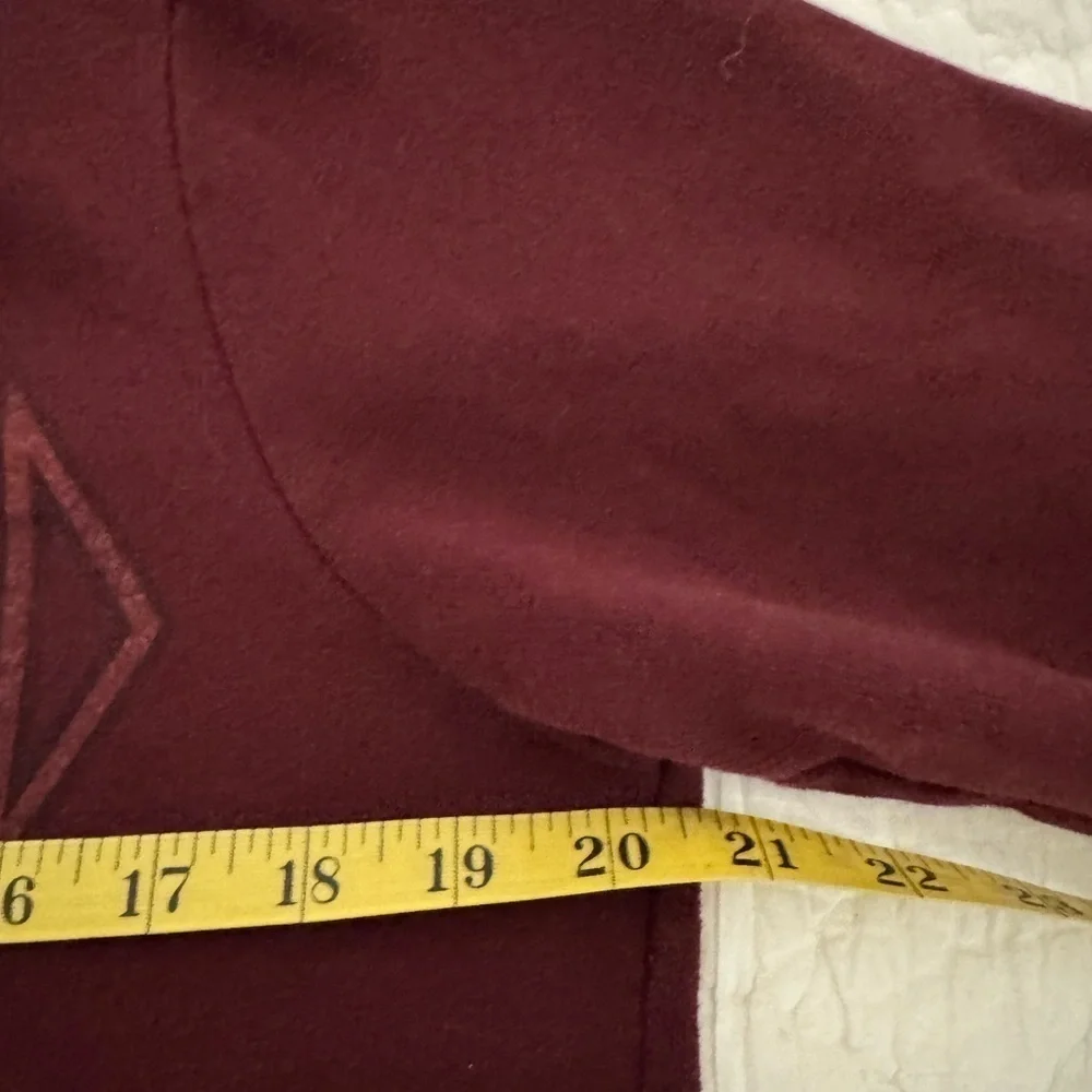 Def leopard crew neck light weighty sweatshirts. Maroon Size XS - Picture 8 of 8